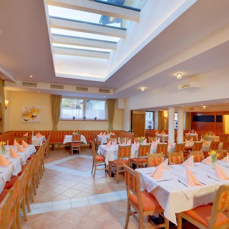 Werfenerhof Hotel Bagian luar foto