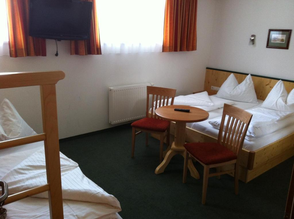 Werfenerhof Hotel Ruang foto