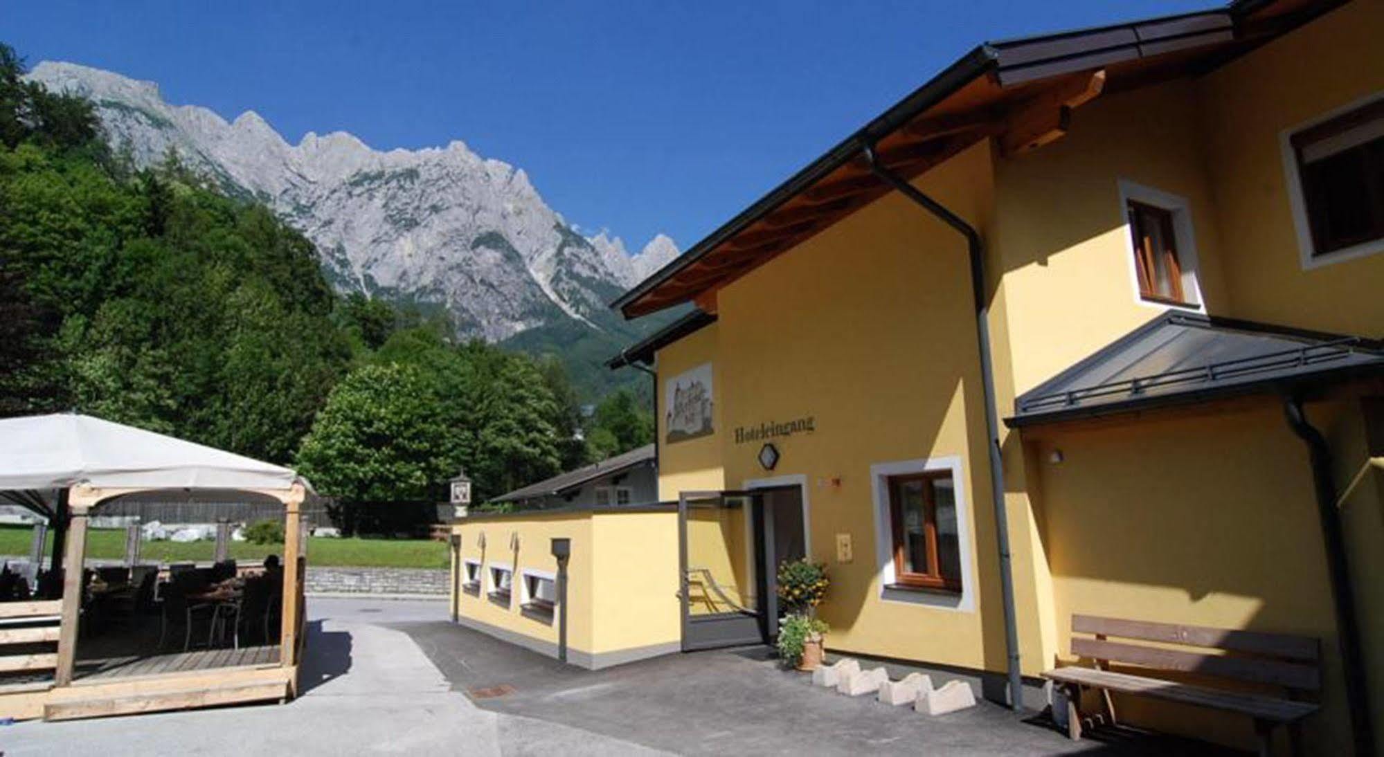 Werfenerhof Hotel Bagian luar foto